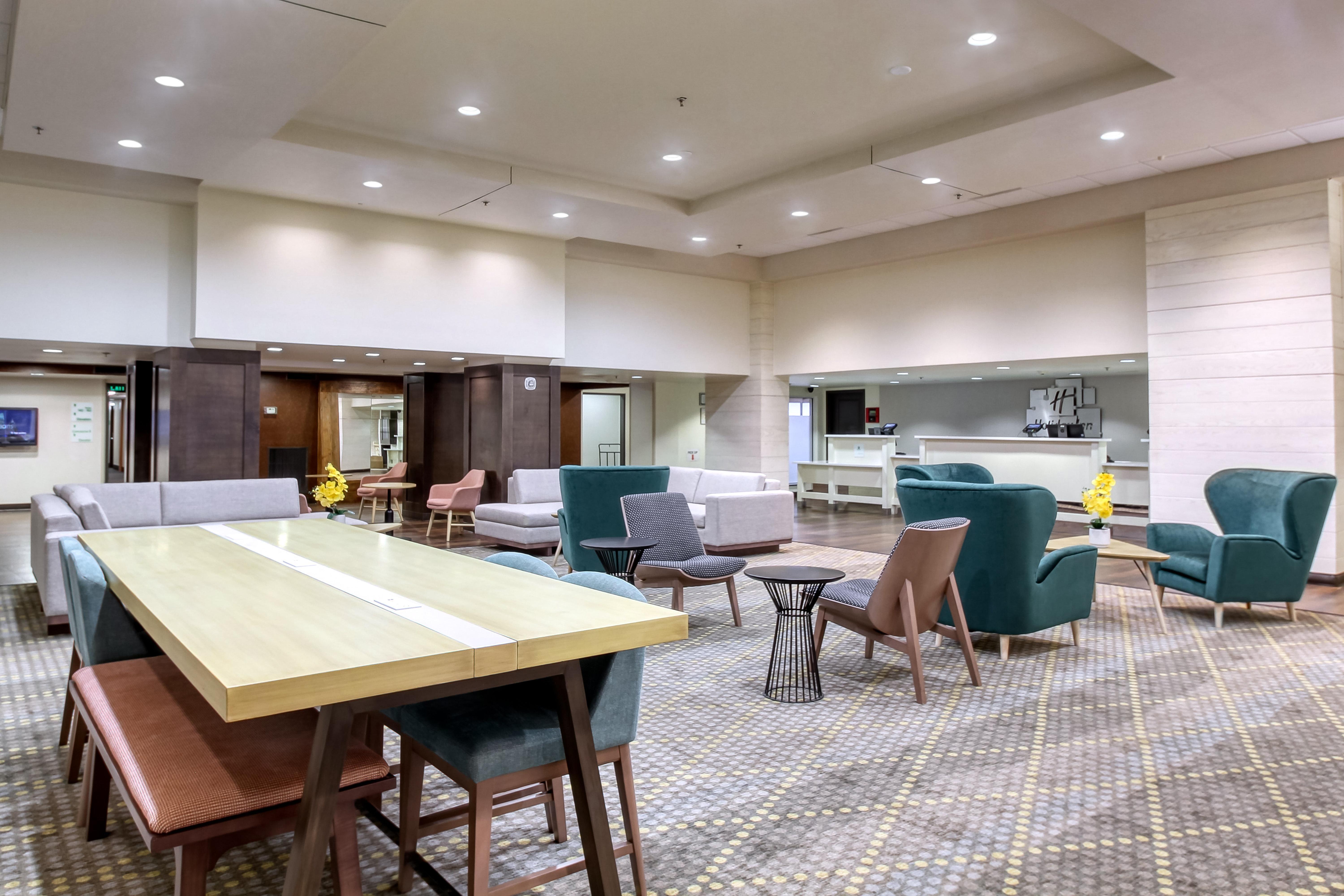 Holiday Inn & Suites Atlanta Airport North By Ihg College Park Exterior foto