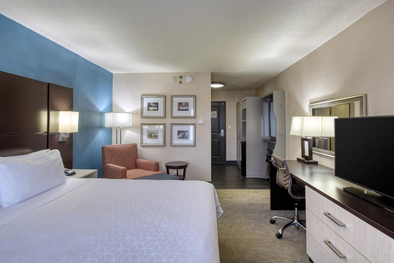 Holiday Inn & Suites Atlanta Airport North By Ihg College Park Exterior foto
