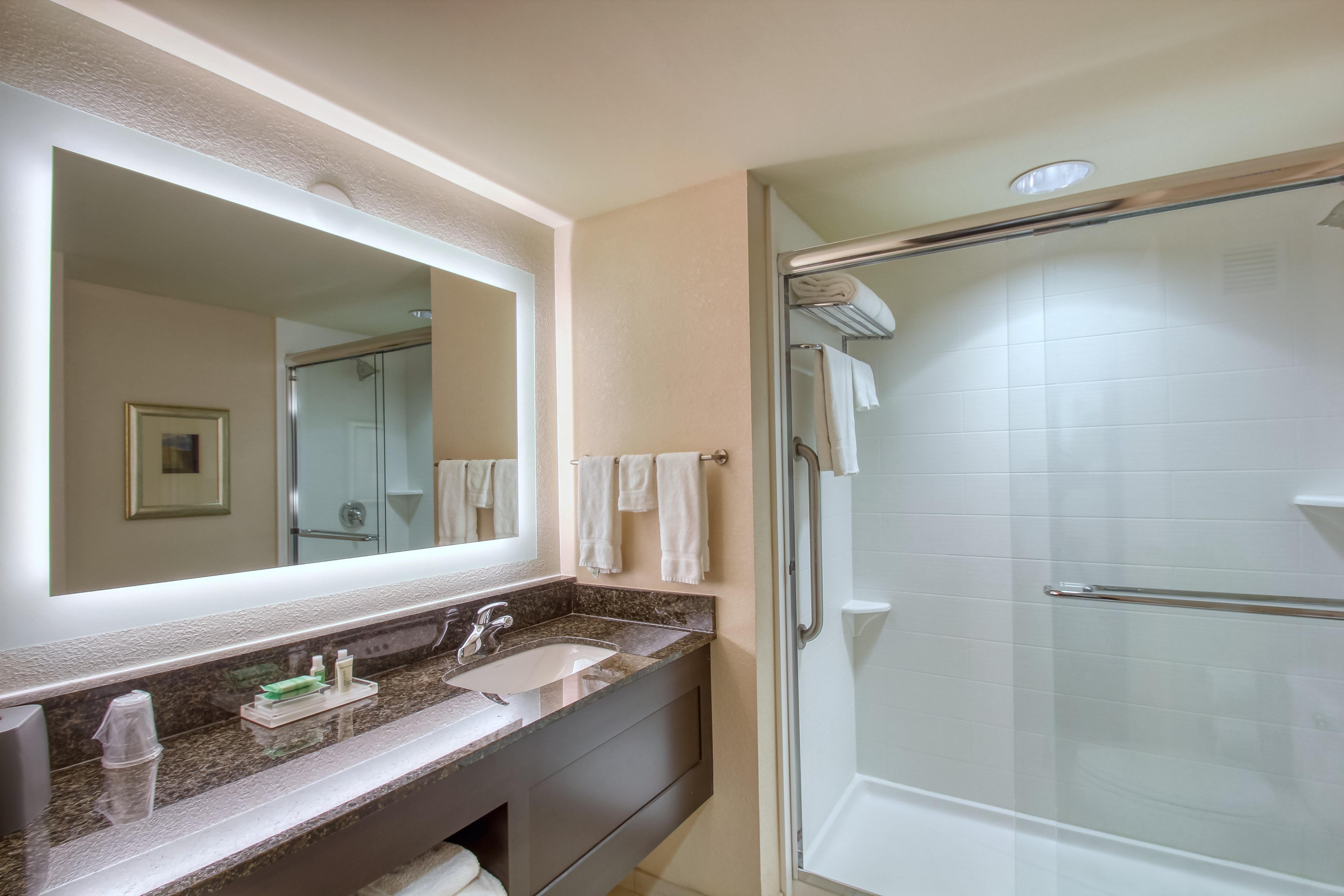 Holiday Inn & Suites Atlanta Airport North By Ihg College Park Exterior foto
