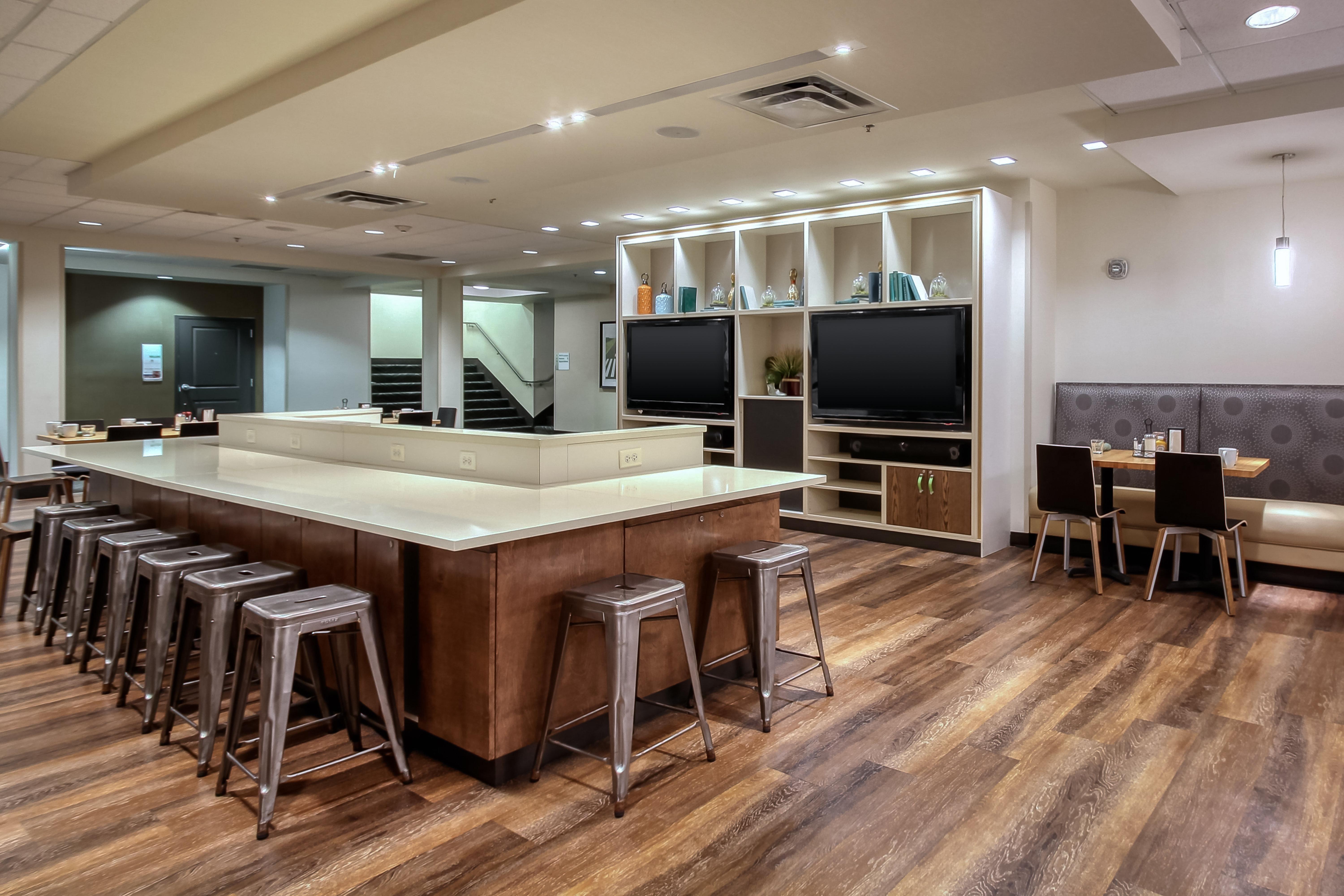Holiday Inn & Suites Atlanta Airport North By Ihg College Park Exterior foto