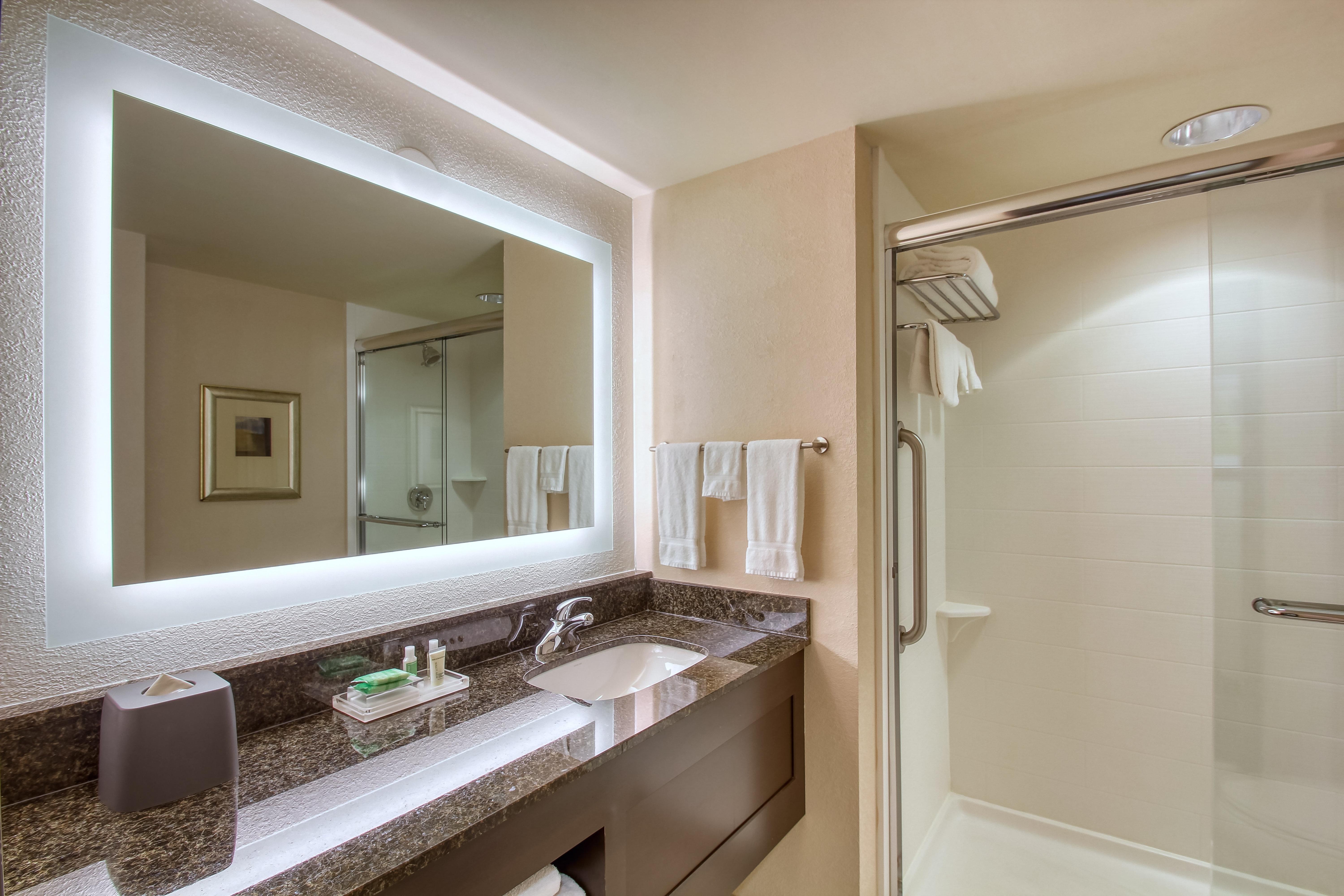 Holiday Inn & Suites Atlanta Airport North By Ihg College Park Exterior foto