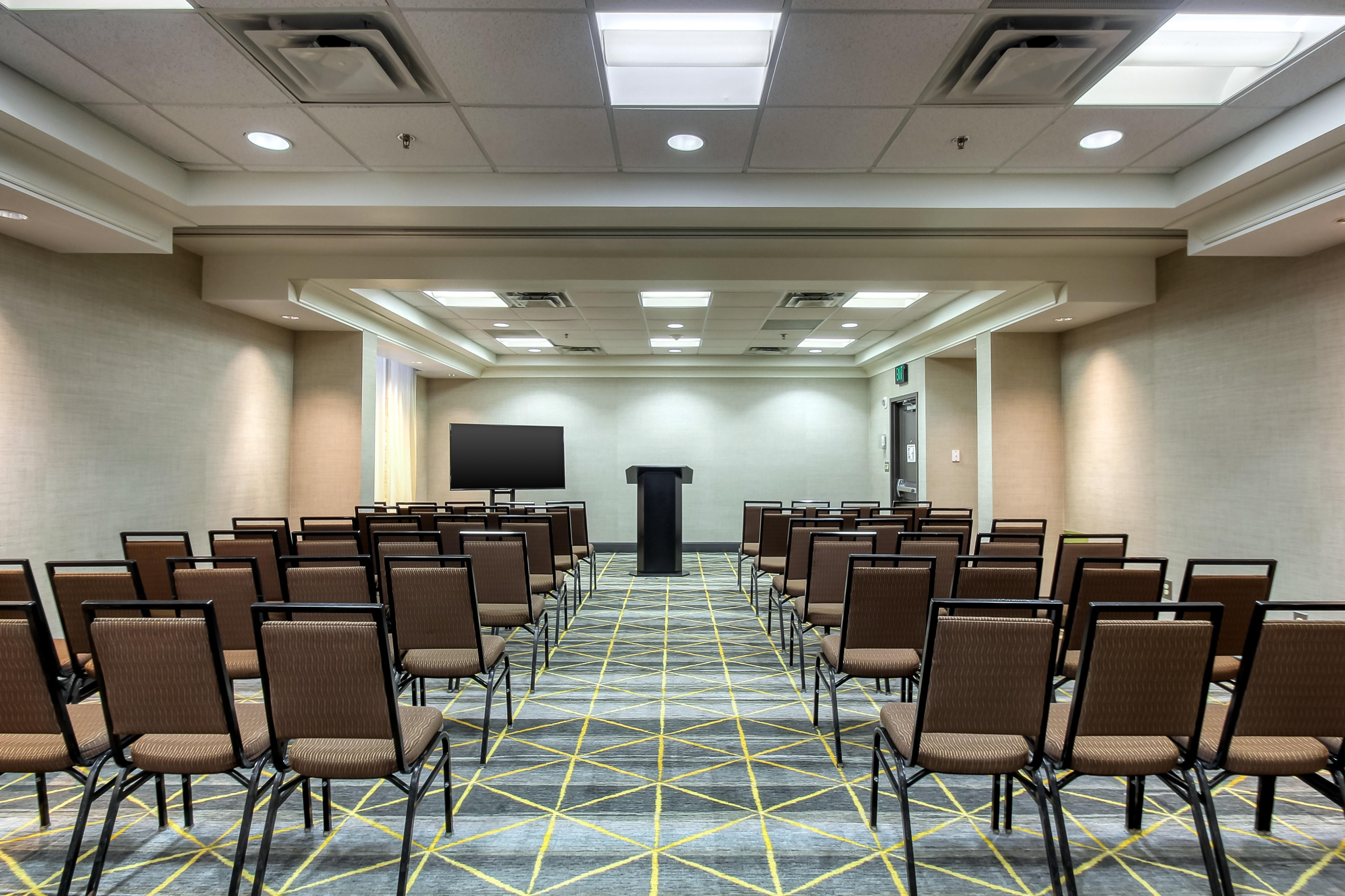 Holiday Inn & Suites Atlanta Airport North By Ihg College Park Exterior foto