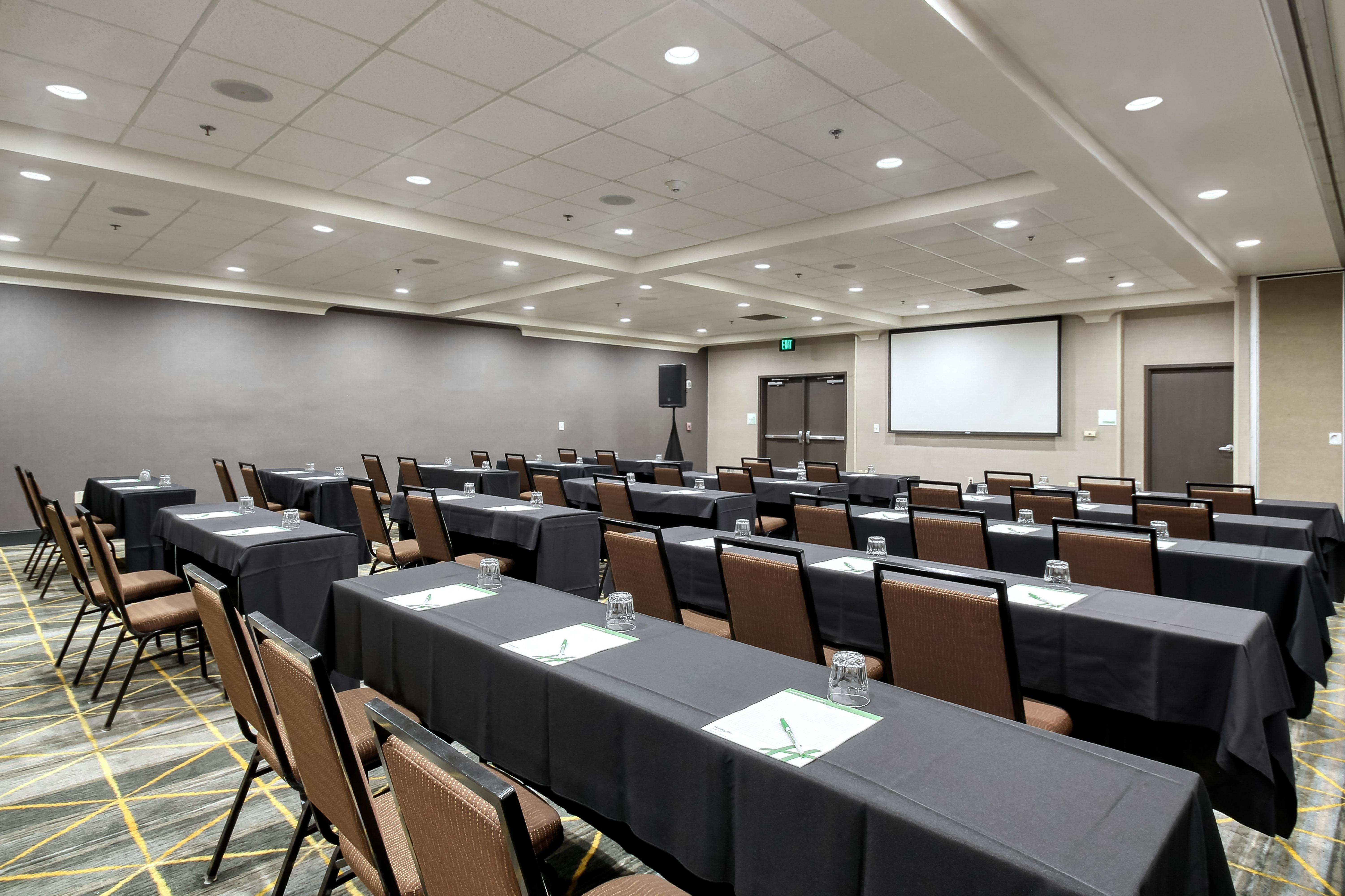 Holiday Inn & Suites Atlanta Airport North By Ihg College Park Exterior foto