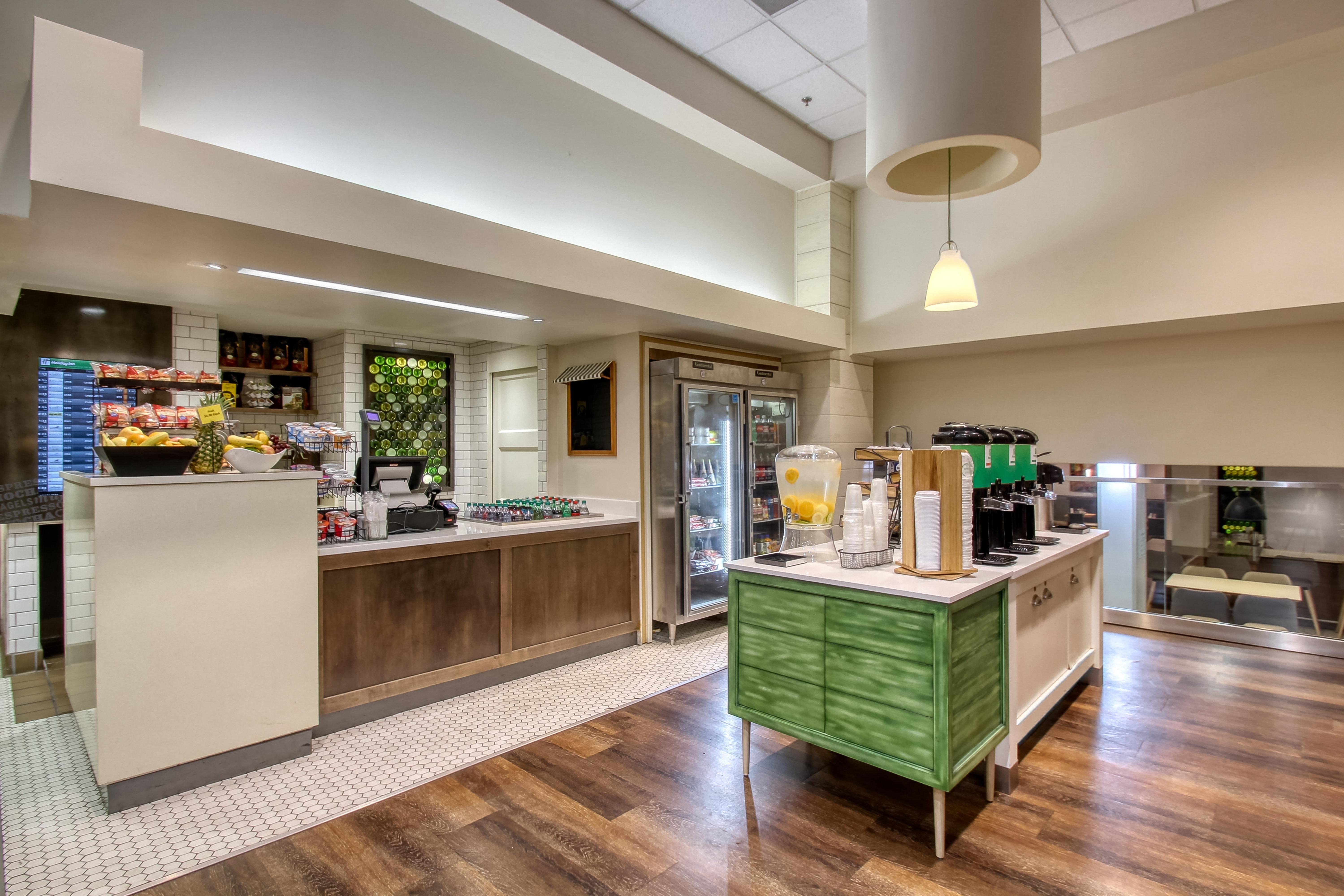 Holiday Inn & Suites Atlanta Airport North By Ihg College Park Exterior foto